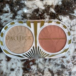 3/$20 Pacifica Highlighter and blush set